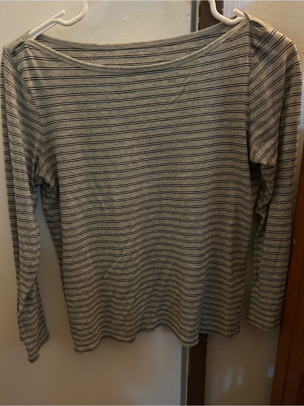 Lightweight Everlane Top